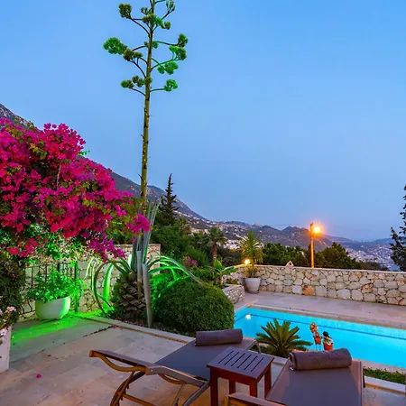 Seas The Day Villa